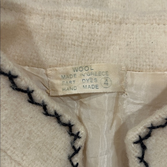 VINTAGE Embroidered Wool Cream Jacket with Floral Design - Picture 6 of 7